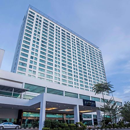 Pullman Kuching Otel Dış mekan fotoğraf The hotel in 2016
