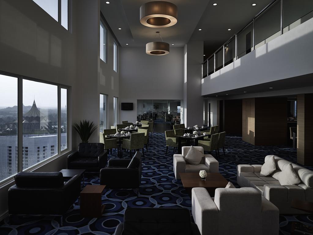 Pullman Kuching Otel Dış mekan fotoğraf The lounge at the airport