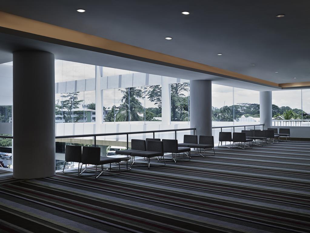 Pullman Kuching Otel Dış mekan fotoğraf Interior of the National Museum of Singapore